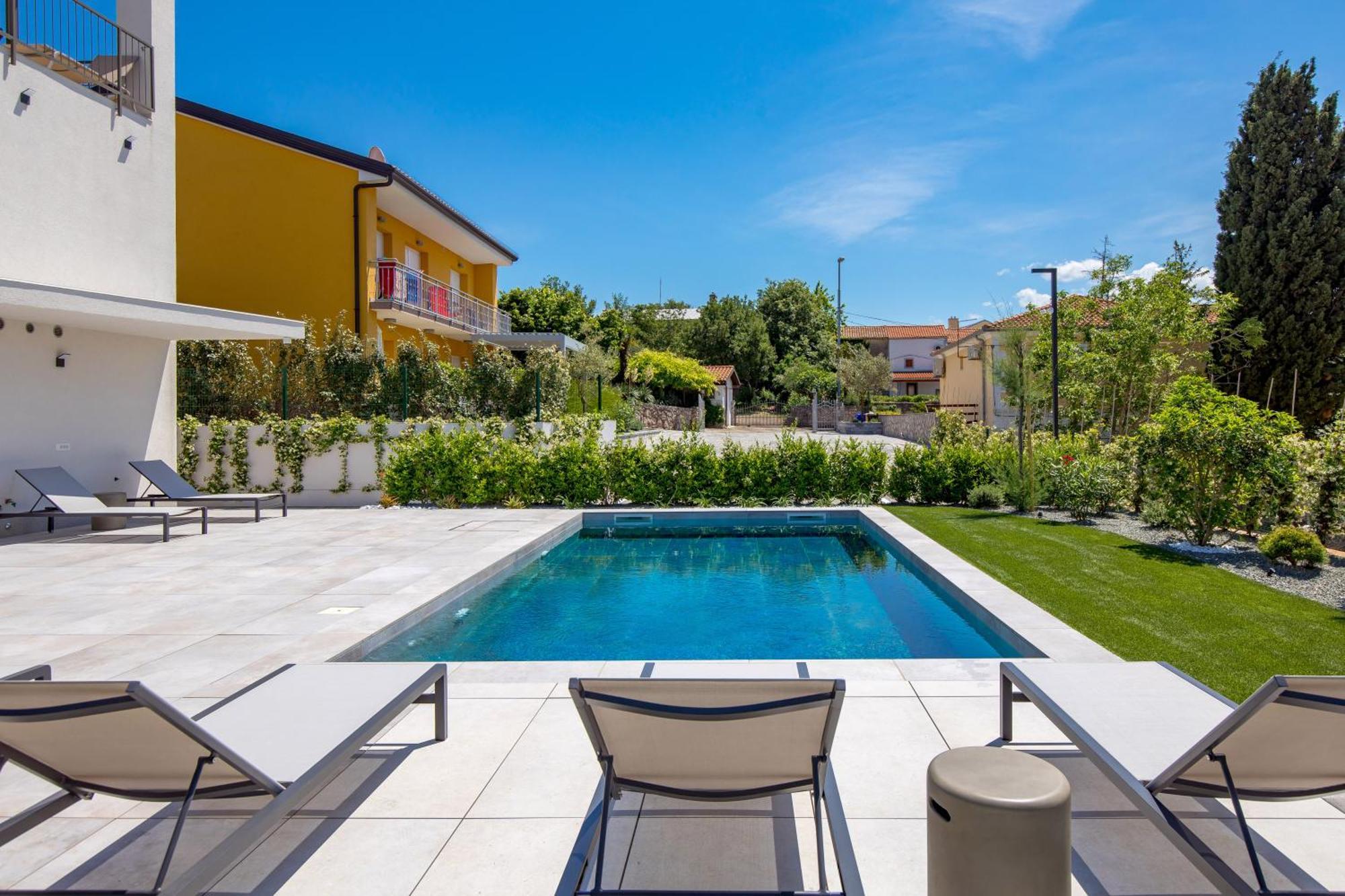 Apartmani Vila Mara M 1 Heated Pool Omišalj Εξωτερικό φωτογραφία